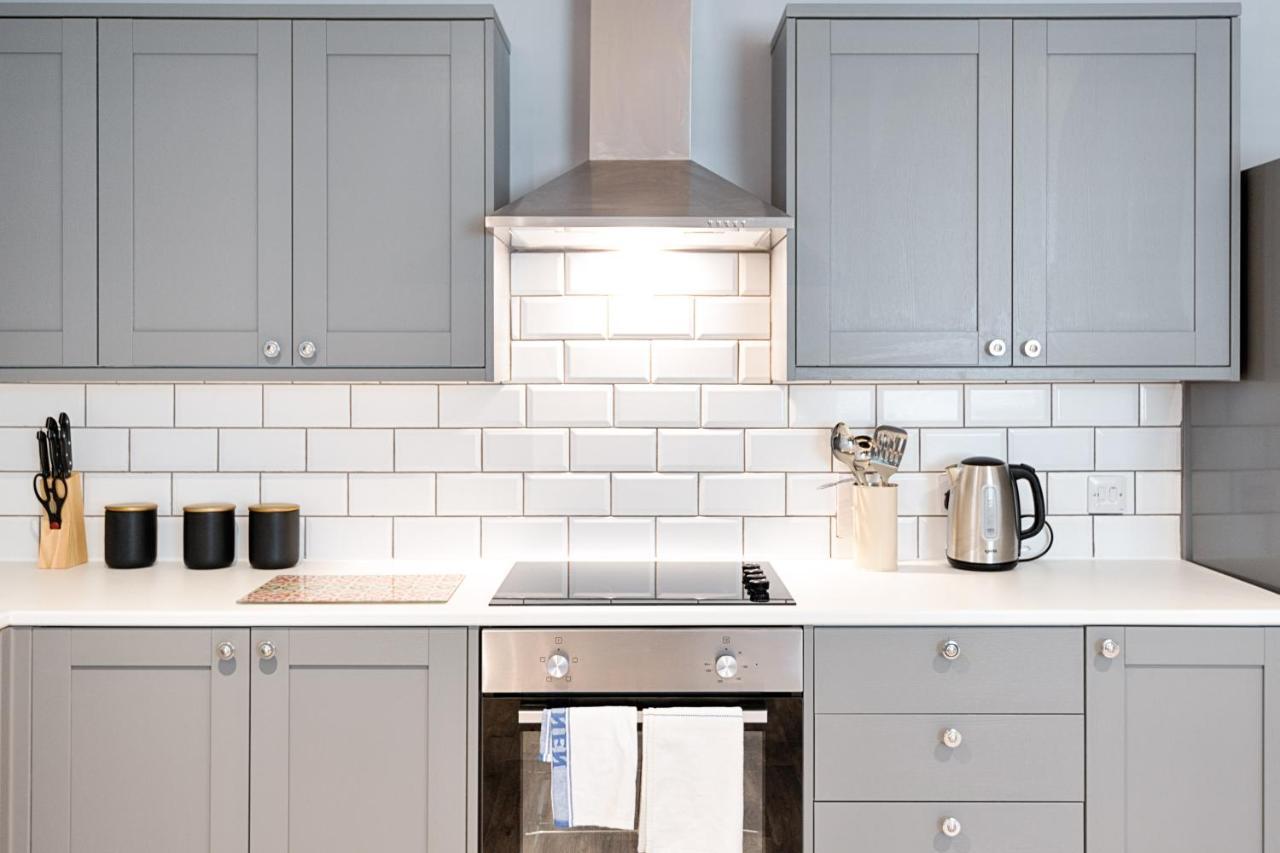 3 Rm Studio, Open-Plan Living, Dining, & Kitchen ラネリー エクステリア 写真