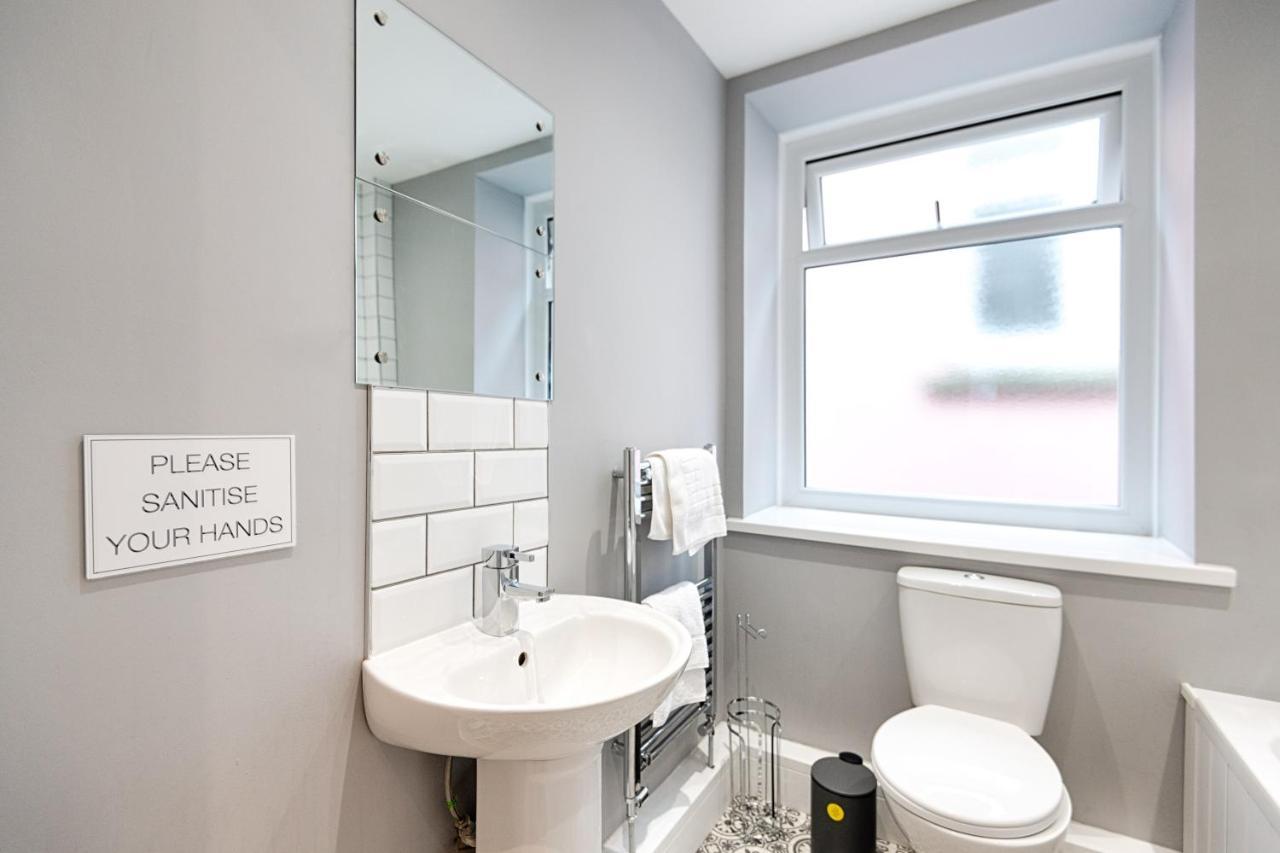 3 Rm Studio, Open-Plan Living, Dining, & Kitchen ラネリー エクステリア 写真